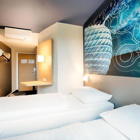 B&B Hotel Muenchen-Garching Гархинг бай Мюнхен Екстериор снимка