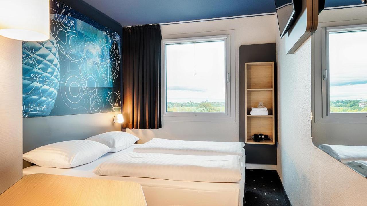 B&B Hotel Muenchen-Garching Гархинг бай Мюнхен Екстериор снимка