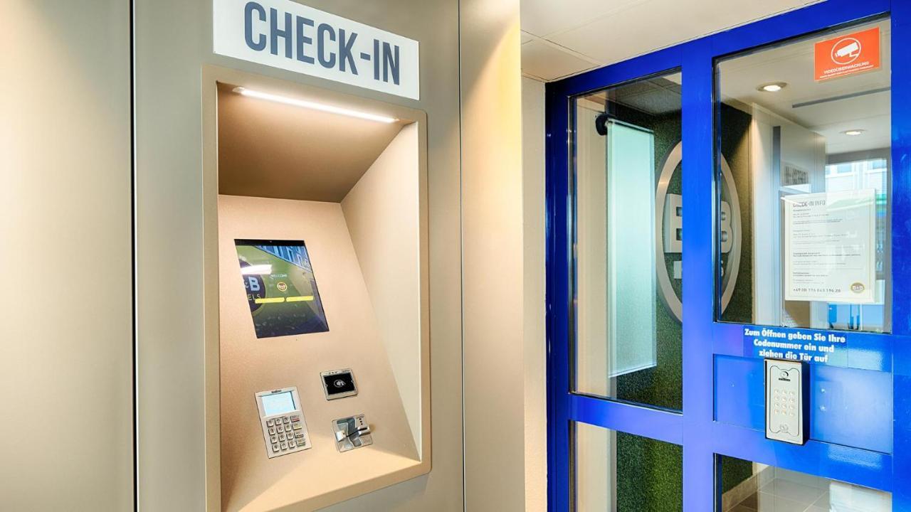 B&B Hotel Muenchen-Garching Гархинг бай Мюнхен Екстериор снимка