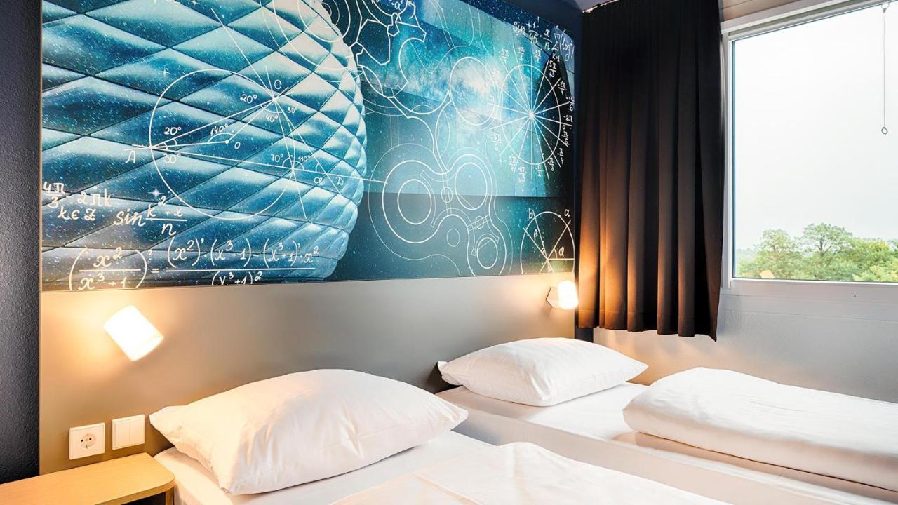 B&B Hotel Muenchen-Garching Гархинг бай Мюнхен Екстериор снимка