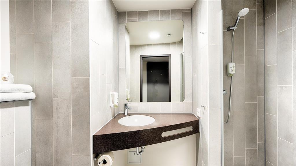 B&B Hotel Muenchen-Garching Гархинг бай Мюнхен Стая снимка